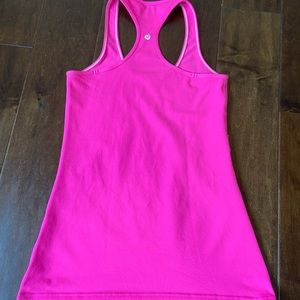 Lululemon tank top